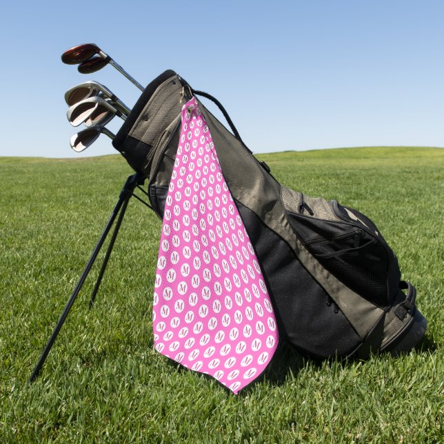 Pink Polka Dot Monogram Golfhandtuch (Gras)