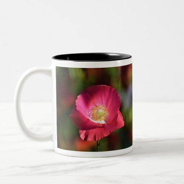 Pink Poppy in der Sonnenscheinfotografie Zweifarbige Tasse (Links)