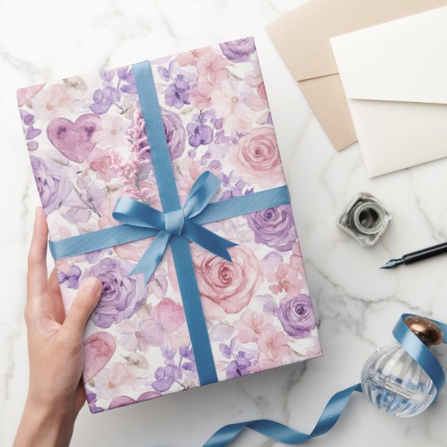 Pink Purple Blush Flowers Hearts Valentine's Day Geschenkpapier (Schenken)