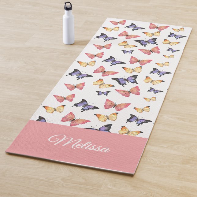 Pink Purple Butterflies Custom Name Yogamatte (Beispiel)