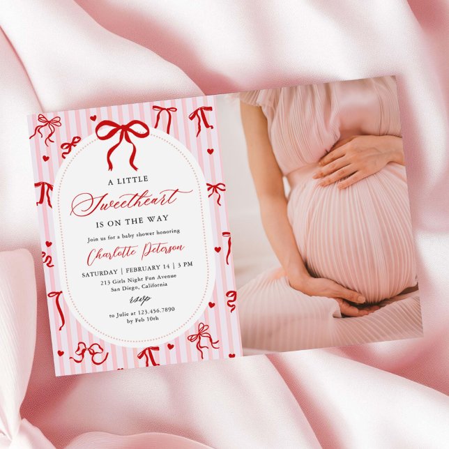 Pink Red Coquette Bow Valentine Baby Shower Photo Einladung (Von Creator hochgeladen)