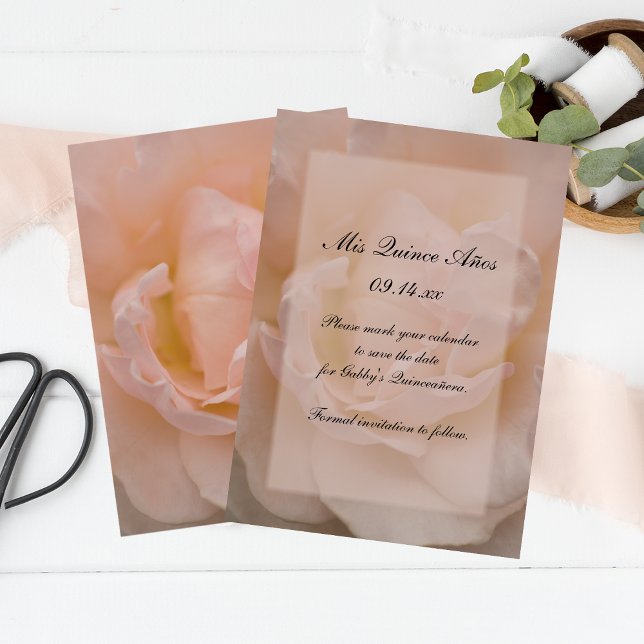 Pink Rose Floral Quinceñera Save the Date (Von Creator hochgeladen)