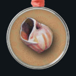 Pink Seashell Ornament Aus Metall<br><div class="desc">Das ist ein hübsch rosa Muschel Gemälde der Künstlerin Mary Hubley.</div>