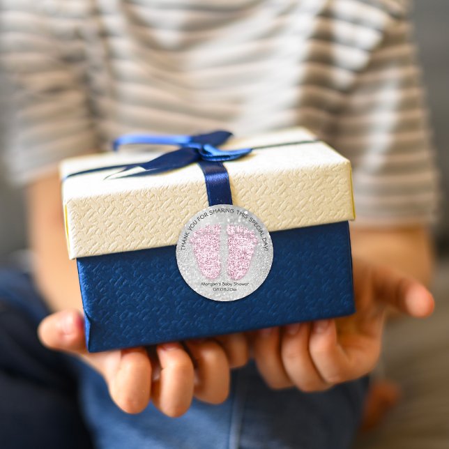 Pink Silver Feet Baby Dusche Gefallen Dank Girl Bo Runder Aufkleber (Pink Silver Feet Baby Shower Favor Thank Girl Boy Classic Round Sticker)