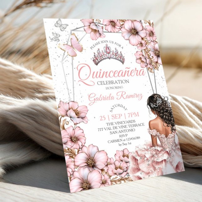 Pink Silver Tiara Floral Butterfly Quinceañera Einladung (Von Creator hochgeladen)
