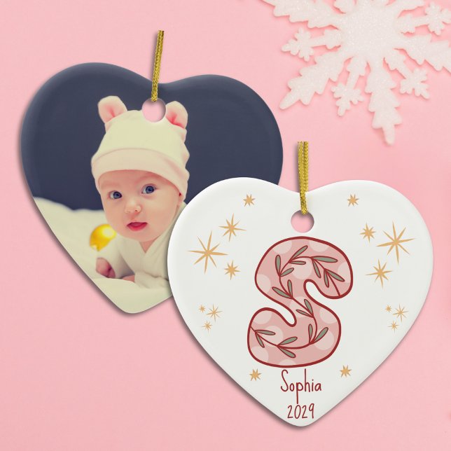 Pink Star Golden Accent Pattern Keramik Ornament (Baby Girl’s First Christmas with Initial S Ceramic Ornament)