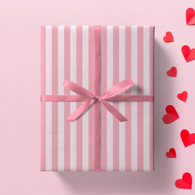 Pink Stripe Girly Striped Preppy Girl Minimalist Geschenkpapier (Von Creator hochgeladen)