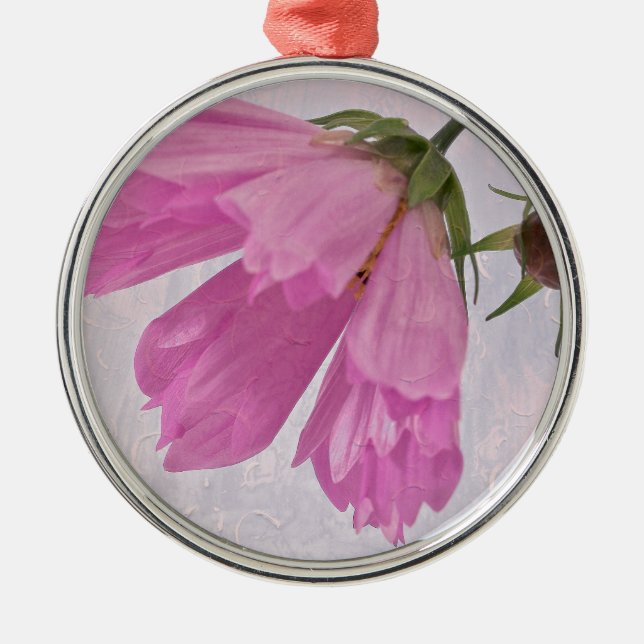 Pink Textured Cosmo Blume Silbernes Ornament (Vorne)