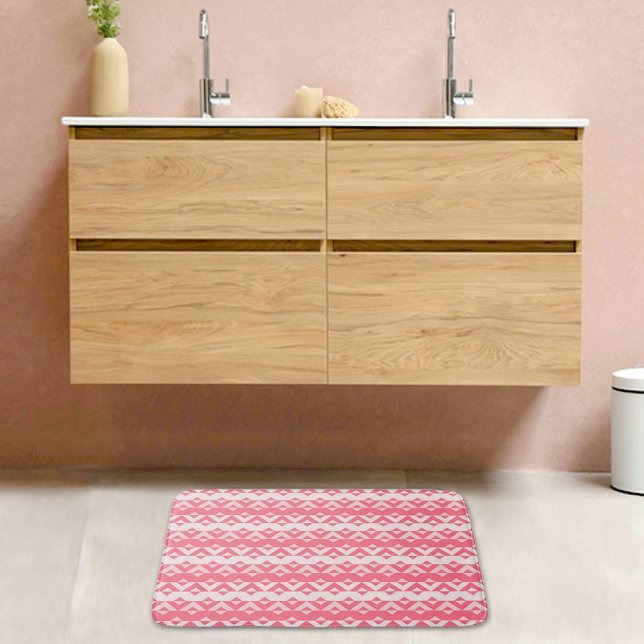 Pink Triangles Pattern Bath Mat Badematte (Von Creator hochgeladen)