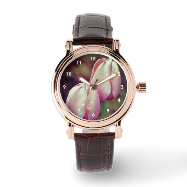 Pink-Tulip-Blume mit Regentropfen Armbanduhr (Vorderseite)
