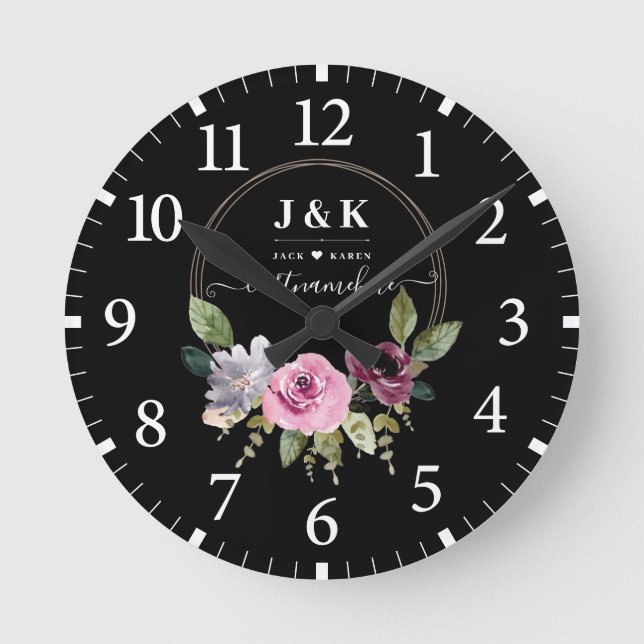 Pink und Burgundy Blush Custom Monogram Runde Wanduhr (Vorderseite)