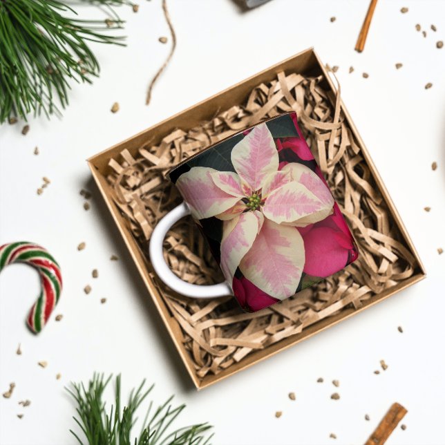 Pink und Cream Marble Poinsettia Holiday Tasse (In Situ Holidays)