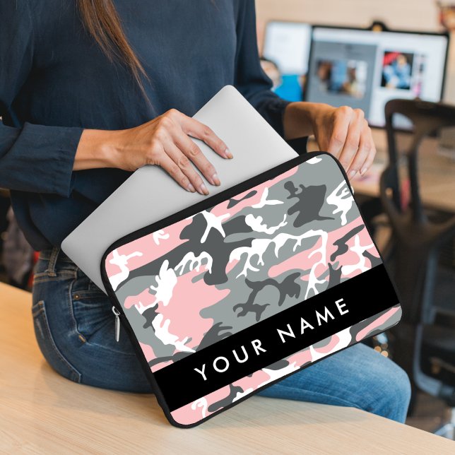 Pink und Gray Camouflage Ihr Name personalisieren Laptopschutzhülle (Von Creator hochgeladen)