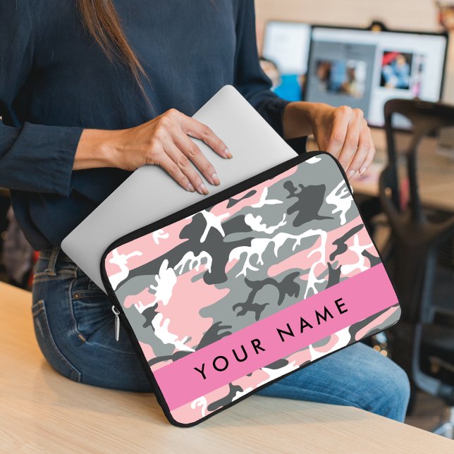 Pink und Gray Camouflage Ihr Name personalisieren Laptopschutzhülle (Von Creator hochgeladen)