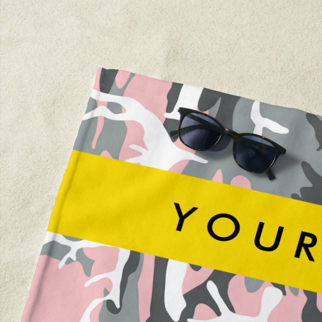 Pink und Gray Camouflage Ihr Name personalisieren Strandtuch (Beispiel)