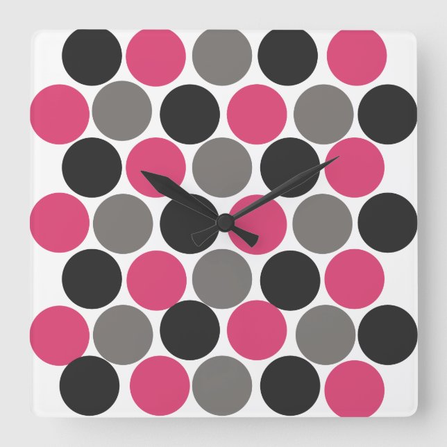 Pink und Gray Polika Dot Quadratische Wanduhr (Vorderseite)