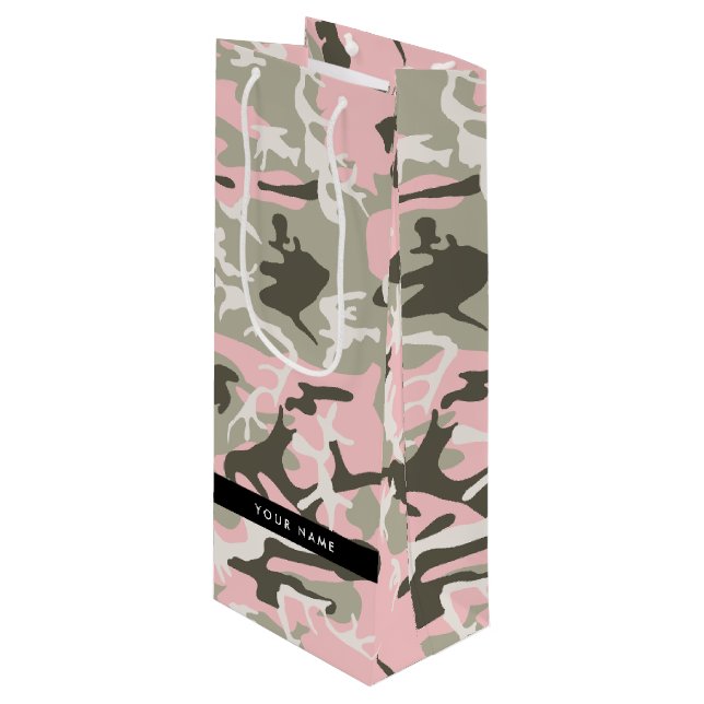 Pink und Green Camouflage Ihr Name Persönlich gest Geschenktüte Für Weinflaschen (Vorderseite Schrägansicht)