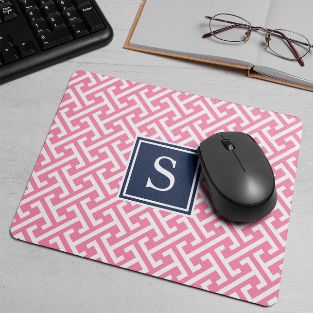 Pink und Navy Preppy Muster Monogram Mousepad (Von Creator hochgeladen)