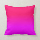 Pink und rosa Ombre Schatten-Neonfarbe verblassen Kissen<br><div class="desc">Pink und rosa Ombre Schatten-Neonfarbe verblassen. - heiß,  rosa,  Neon,  ombre,  Schatten,  Farbe,  verblassen der Trend,  hell,  Leuchtstoff,  Leuchtmarker,  helles Neonrosa,  helles Rosa,  heißes Rosa,  helles heißes Rosa,  Neonrosa,  verblaßte,  verblaßte Farbe,  heißes Rosa verblassen,  Neonrosa verblassen,  Schatten des heißen Rosas,  rosa Neonschatten,  Schule,  Kinder,  Spaß,  Schlafsaal,  Dekor,  Tönung</div>