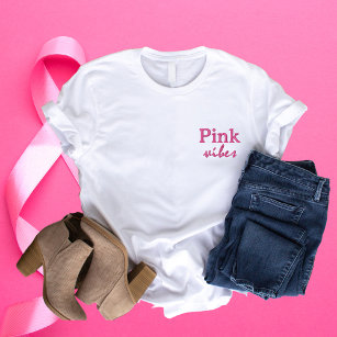 Pink Vibes   Im Oktober tragen wir Pink Besticktes T-Shirt