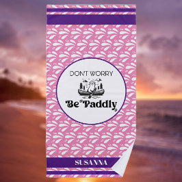 Pink Wassermuster Streifen Retro Kanu Otter Name Strandtuch