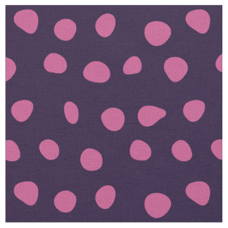 Pink Whimsical Punkte auf Lila Stoff