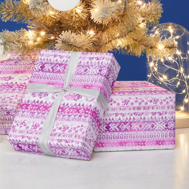 Pink White Cozy Stripes Christmas Geschenkpapier (Feiertage)