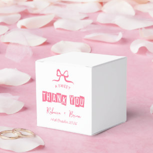 Pink & White Hand Drawn Bow Sketch Wedding Geschenkschachtel