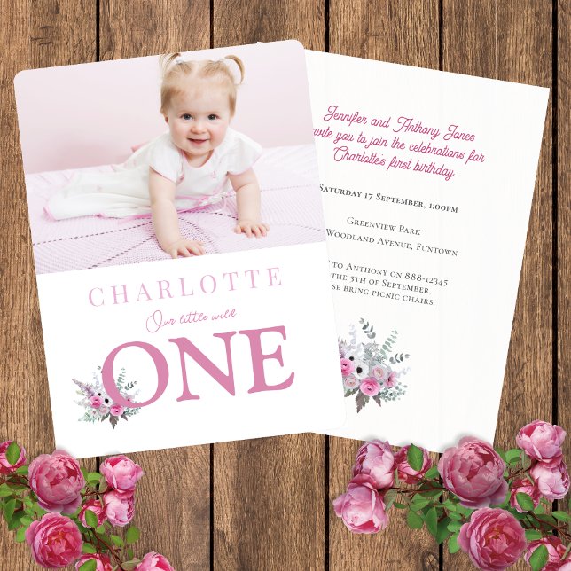 Pink Wild ONE 1. Geburtstag Einladung (Pink Wild ONE 1st birthday Invitation with watercolor flowers and custom photo of the baby)