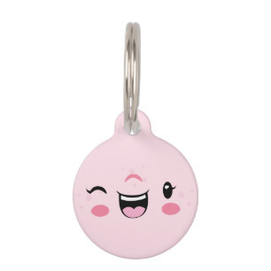 Pink Winking Kawaii Face Dog Tag Tiernamensmarke