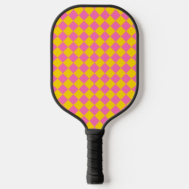 Pink Yellow Diamond Harlequin Schachbrett Pattern Pickleball Schläger (Vorderseite)