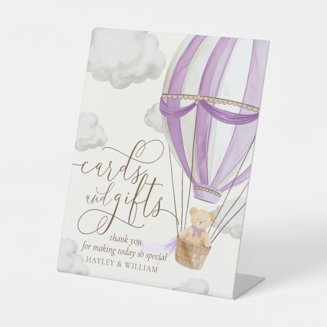 Pinkfarbene Karten und Geschenke Babydusche warten Sockelschild (Vorderseite)