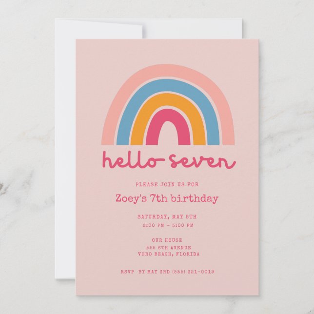 Pinkfarbener Regenbogen Hello Seven Mädchen 7. Geb Einladung (Vorderseite)
