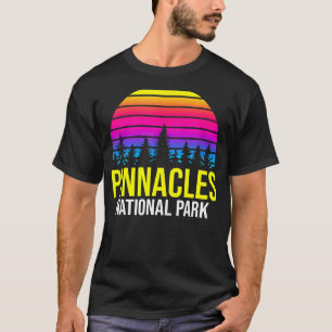 Pinnacles National Park Retro Sonnenuntergang Fami T-Shirt