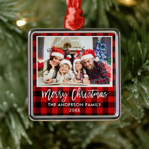 Pinsel Schrift Rot Kariert Familie Frohe Weihnacht Ornament Aus Metall