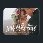 Pinsel Speichern des Datumsfensters Magnet<br><div class="desc">Gönnen Sie Ihren Gästen ein Magnet zum Speichern des Datums,  um den Kühlschrank zu präsentieren,  der zu Ihrem großen Tag führt! Alle Fotografien werden nur als Beispiel angezeigt und sind nicht zum Weiterverkauf bestimmt. Dieses Produkt ist nur für den Kauf vorgesehen,  wenn Beispielbilder durch eigene Fotos ersetzt werden.</div>