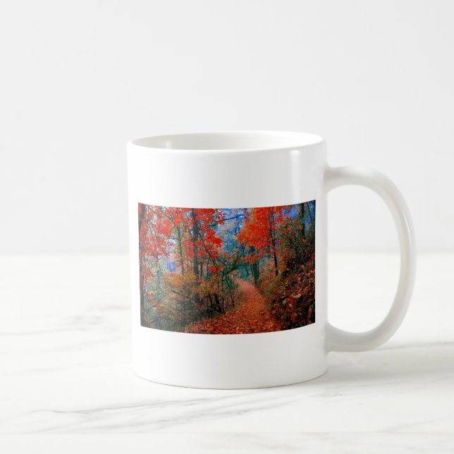Pinselforst Herbstflammflammgeschenke Tasse (Rechts)