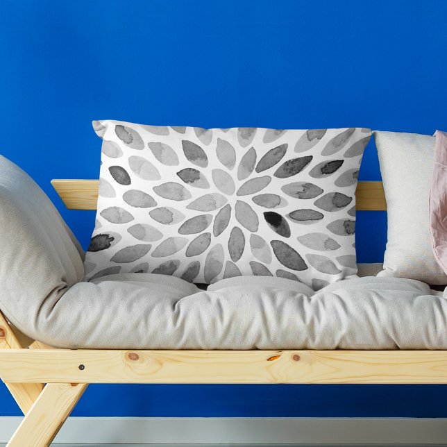 Pinselstriche für Wasserfarben - Schwarzweiß Zierkissen (Von Creator hochgeladen)