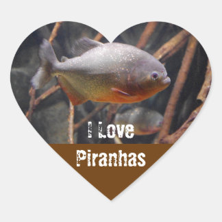 Piranha - unschuldiger Blick auf Braunfisch Herz-Aufkleber