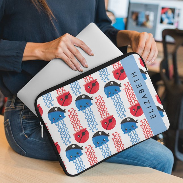 Pirate Jellyfish, Quallen Muster, Ihr Name Laptopschutzhülle (Von Creator hochgeladen)