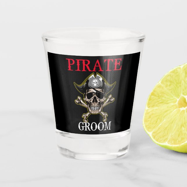 PIRATE SKULL GROOM CROSS BONES SCHWARZ SCHNAPSGLAS (Vorderseite)