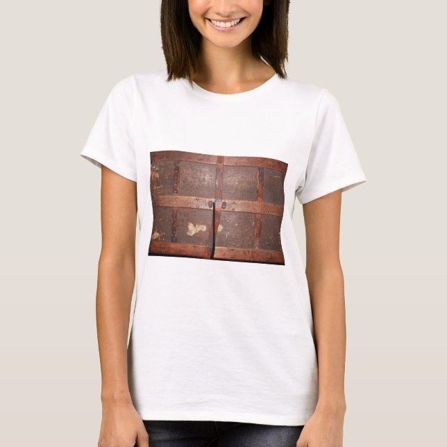 Pirate Trunk T-Shirt (Vorderseite)