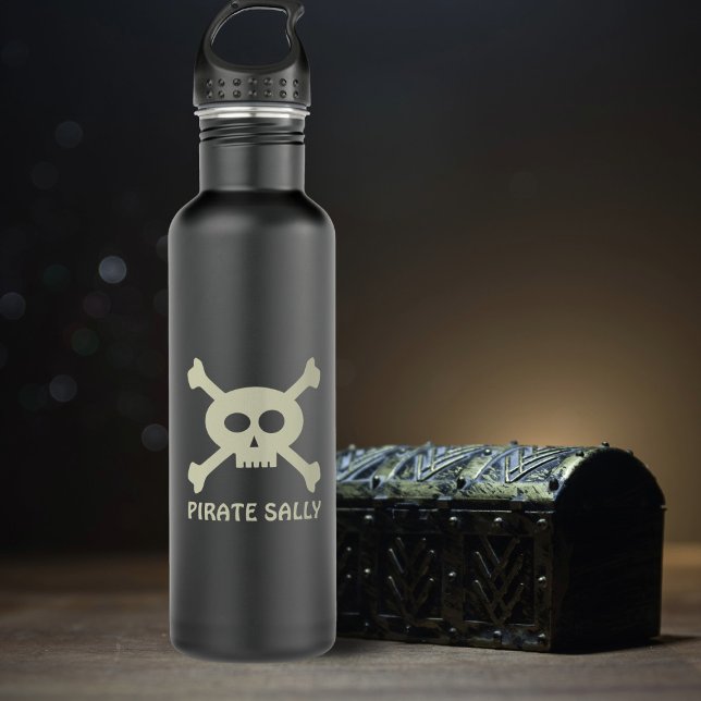 Piratenflagge Skull & Crossbones Schwarzes Wasser  Edelstahlflasche (Yarr! Just add yer name to this cute pirate water bottle and set sail to hydration )