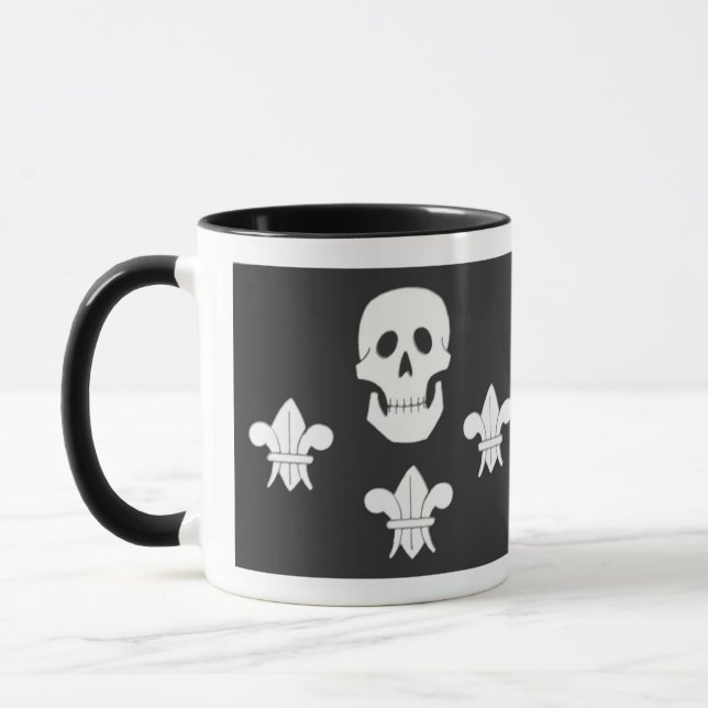 PIRATENFLAGGE SKULL UND DREI LILIES FLAG TASSE (Links)