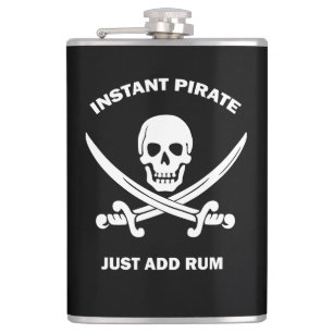 Piratenflaggen Instant Pirate Add Rum Flachmann