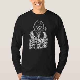 Piratenmodus auf der Flagge eines Seeraums Captain T-Shirt