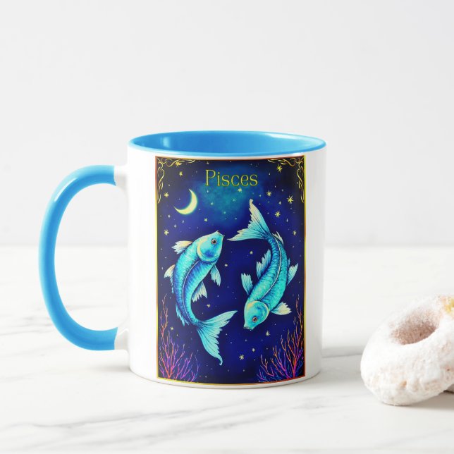 Pisces Zodiac Fish Swimming in Cosmic Waters Tasse (Mit Donut)