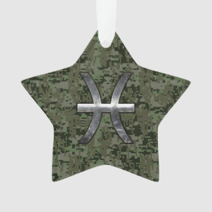 Pisces Zodiac Sign auf Woodland Green Digital Camo Ornament