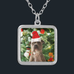 Pitbull Dog Christmas Tree Ornaments Snowman Versilberte Kette<br><div class="desc">Pitbull Hund Weihnachtsbaumschmuck Schneemann Doormat.Niedlich Pitbull Hund mit Weihnachtsbaumschmuck Schneemann im Hintergrund.</div>