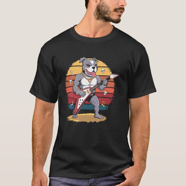 Pitbull rockt mit E-Gitarre T-Shirt (Vorderseite)
